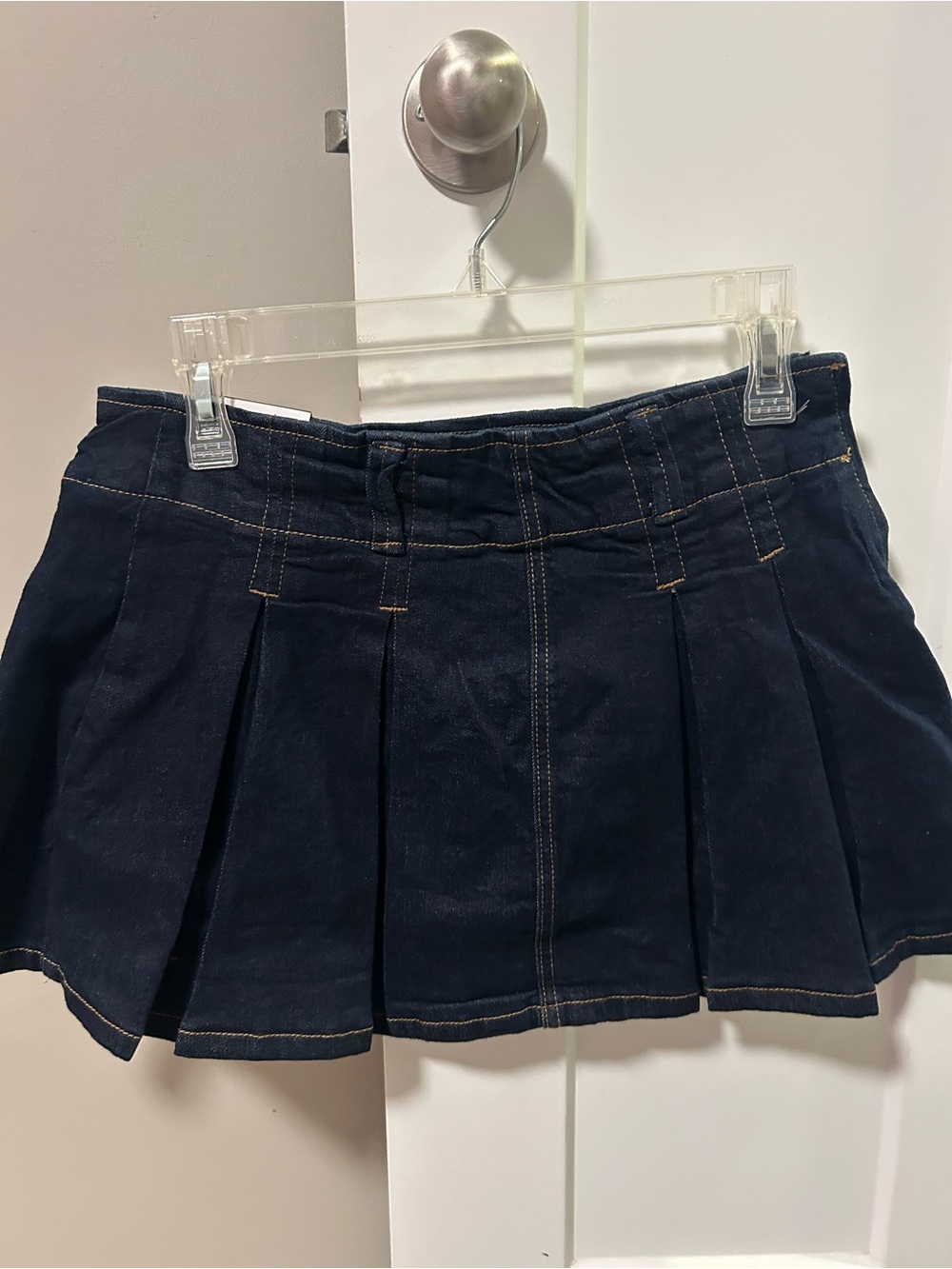 Women’s Dark Blue Pleated Mini Skirt
